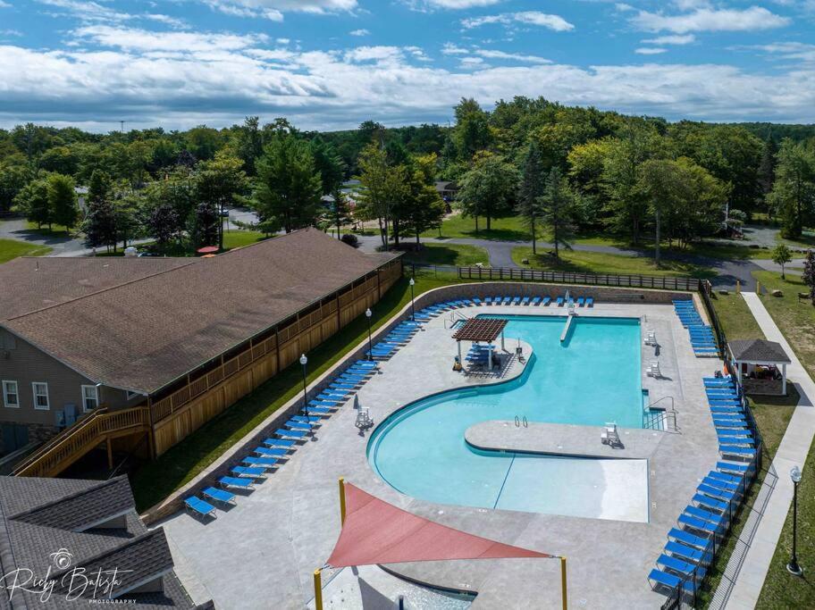 Cozy, Spacious House *New*Inthecommunity+Fire Pit Tobyhanna エクステリア 写真